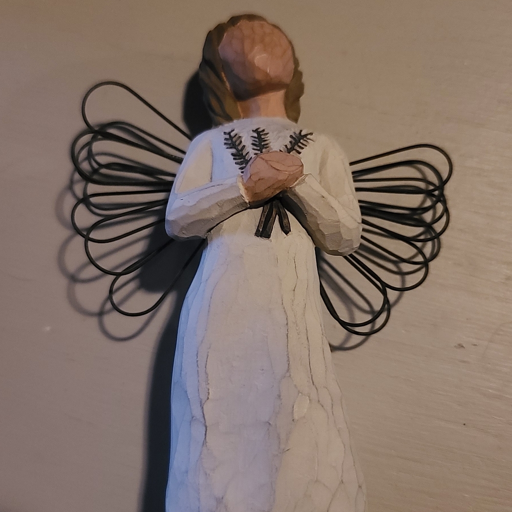 Demdaco Angel Sculpture with Black Wire Wings
